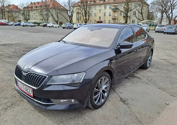 dolnośląskie Skoda Superb cena 93700 przebieg: 163000, rok produkcji 2018 z Legnica